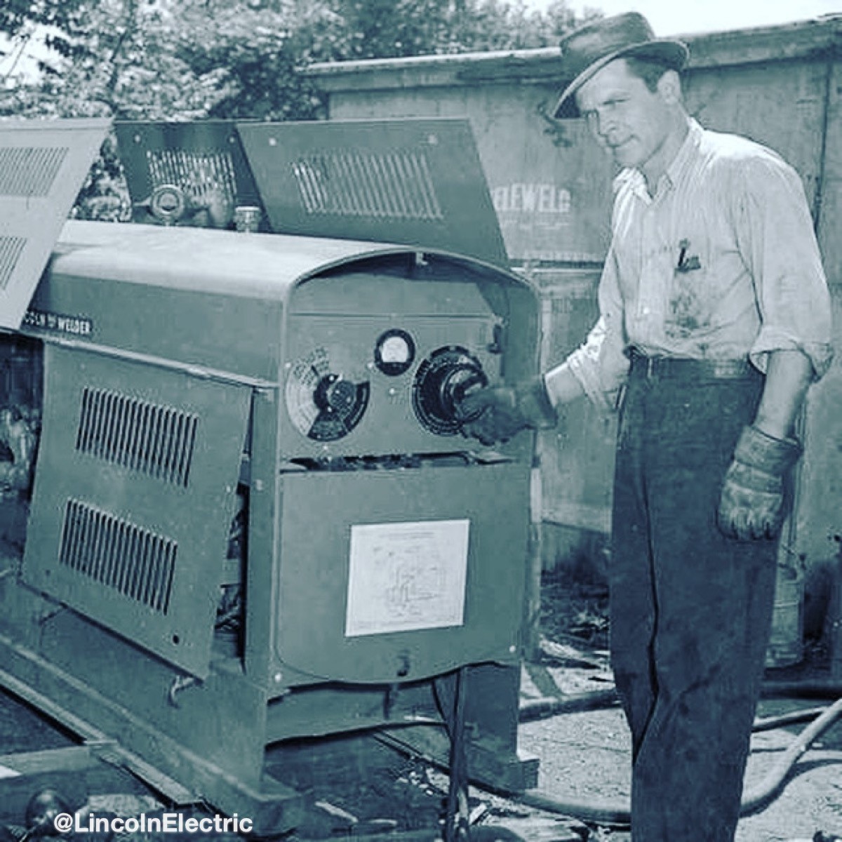 Flashback Friday® - Foreman. C.E. Buck of the New York, Chicago, and St. Louis Railroad Co. is shown here setting up a Shield-Arc welder to be used in repairing a railroad viaduct built in 1901. #FlashbackFriday #WeldRed #WeldRedNation