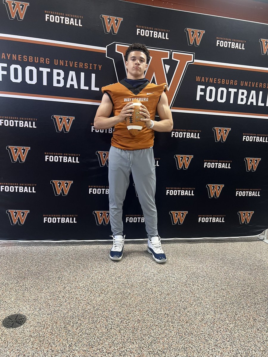 Had a great visit @WU_SWARM , thank you @GabeLuvara @CoachColemanDL @ZackWindsor1 for having me down !! Looking forward to visiting again . @MillbrookFB @Adrian_DeNeal_3 @CityWinc