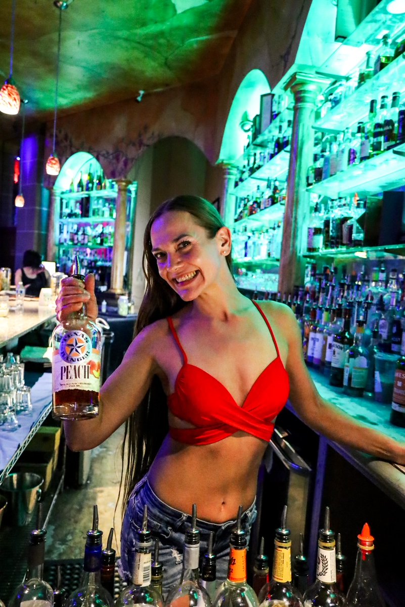 Let the good times roll!

ecs.page.link/zSppD
#ThePalaceMensClub #AdultEntertainment #Bartenders #GentlemensClub #BeautifulWomen #DrinkSpecials