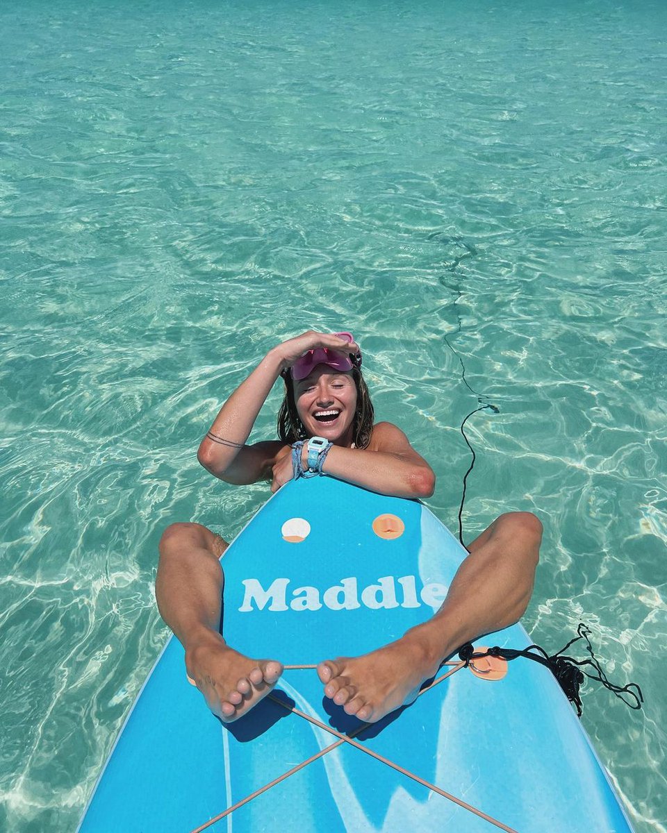 #sunnydays are perfect for fun in the water with @freestylewatches ☀️🌊  

🦈: #sharkwatch Truppy Turtle Aqua 
📷: @hannnah.leigh.c
_
#myfreestylewatch #paddleboarding #watersports #watches #watchgram  freestyleusa.com/products/shark…