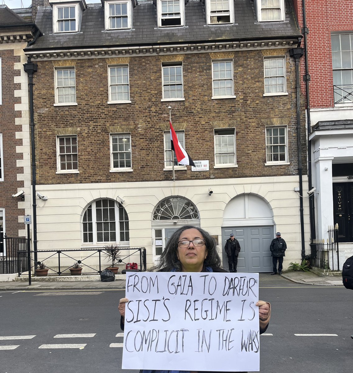 LondonforSudan's tweet image. The story of Janet has shaken us all &amp;amp; now there is the impending massacre by the RSF in El Fasher. Please keep eyes on Sudan! 

#WeAreAllJanet
#JusticeForJanet
#EyesOnDarfur
#KeepEyesOnSudan