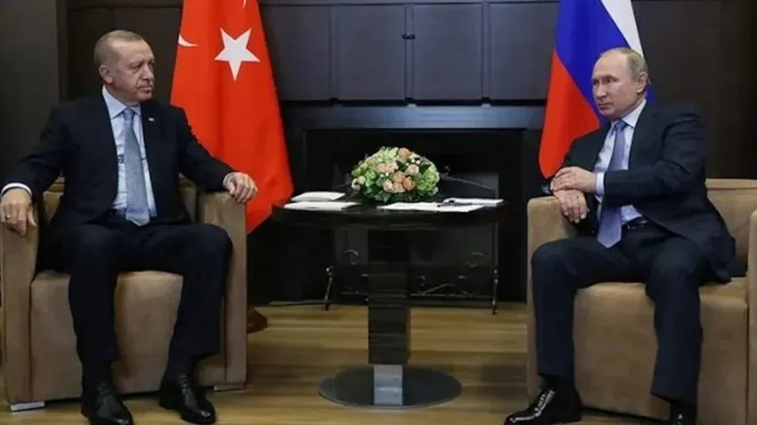 Putin'den politika faizi için Türkiye örneği: 'Eşiği aştılar...' Faizi düşürüsek Türkiye gibi oluruz, enflasyon patlar. Sonra defalarca faiz artırsak bile enflasyon düşmez... işte böyle tüm dünyaya örnek olacak bir ekonomimiz var!