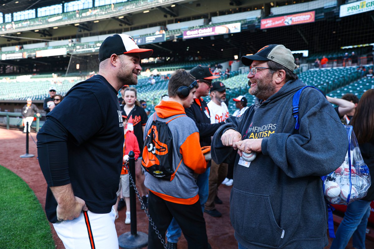 In recognition of Autism Acceptance Night, we invited local autism advocacy organizations to The Yard! Before the game, Danny Coulombe met with @Path_For_Autism, a nonprofit organization that works to support and improve the lives of individuals with autism.