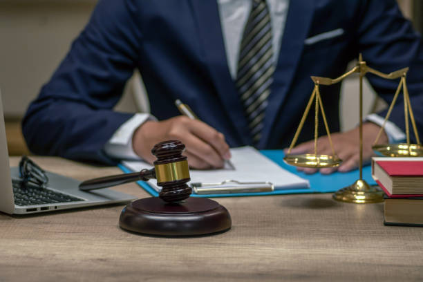 Personal injury law can be complex. Craig P. Kenny & Associates specializes in simplifying the process and getting you the compensation you deserve. Learn more on our website. bit.ly/3cV5T0I #InjuryLaw #LegalAssistance