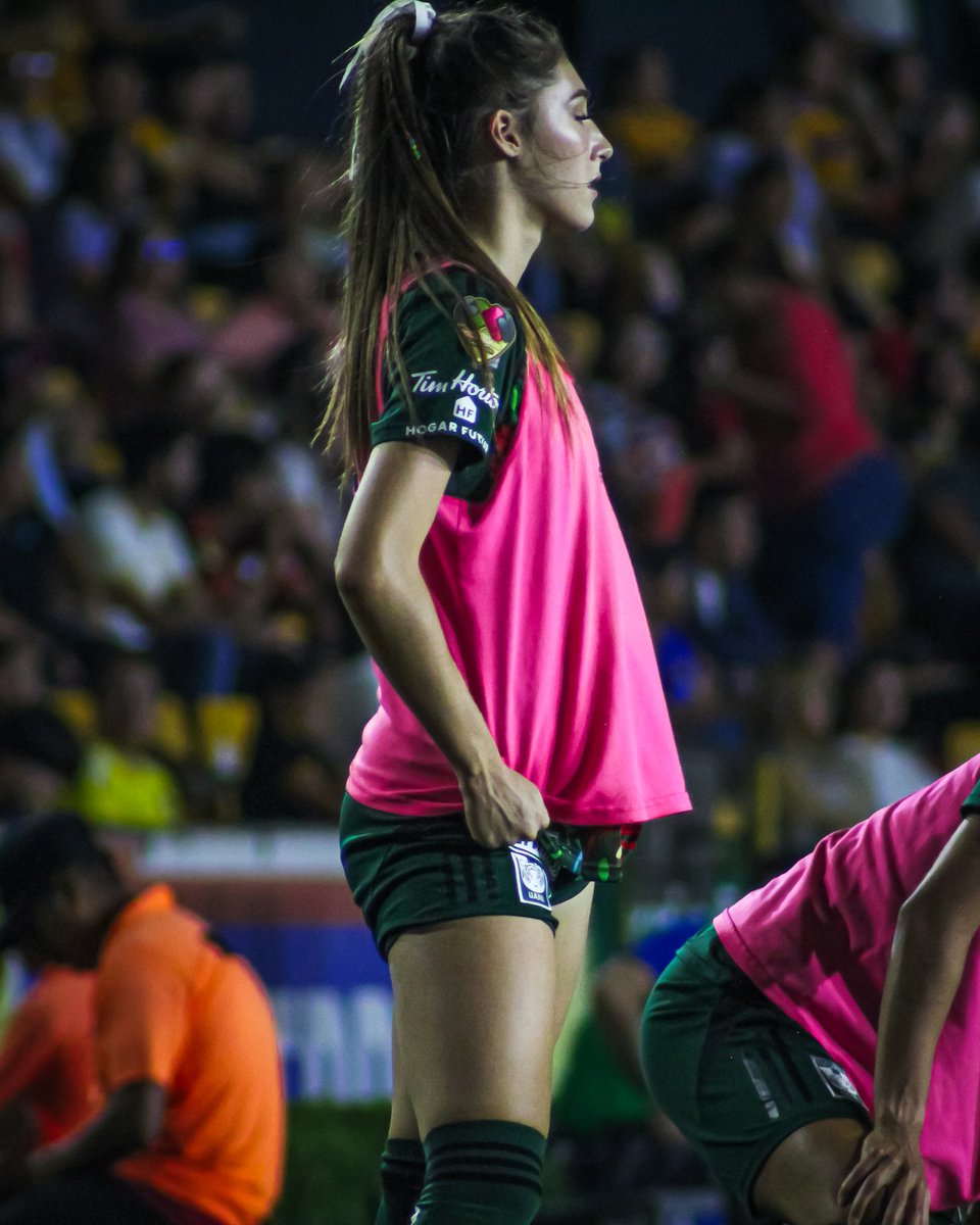 🐯Tigres vs Juarez FC 🐎Jornada 8 Pendiente.
1-0. Gol de @lizbethovalle11
#ligabbvamxfemenil @clubtigresfemenil @fcjuarezfemenil @porellas_pd 
📸 @damian_arnold__ @dam_drapper