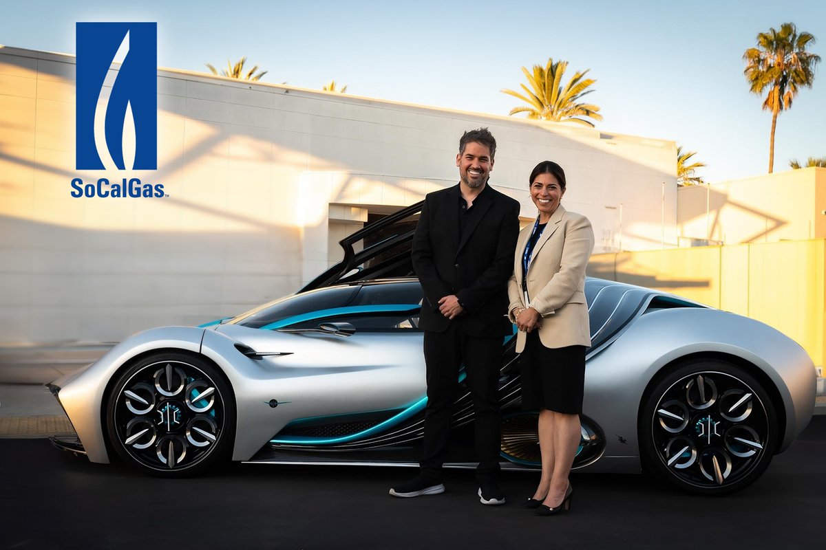 Thanks Maryam Brown, of SoCalGas, for having Hyperion at the Department of Energy's Annual Minority Business Summit!

We were inspired by all the diverse entrepreneurs in the energy sector!

Special thanks to <a href="/TheSharkDaymond/">Daymond John</a> for all the love!

#hydrogen, #socalgas, <a href="/ENERGY/">U.S. Department of Energy</a>