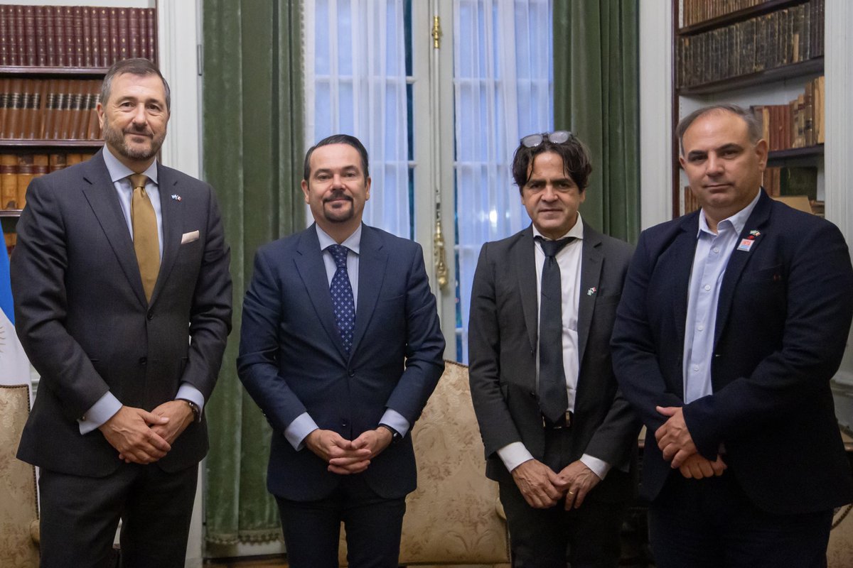 INTA (@intaargentina) on Twitter photo 🇦🇷🇫🇷 Con la Embajada de Francia en Argentina y <a href="/CooperacionArg/">Cooperación Argentina</a> realizamos el Seminario de Cooperación Internacional Franco-Argentino para hacer un balance de la cooperación para el desarrollo agropecuario y agroalimentario. 🇦🇷🇫🇷 Con la Embajada de Francia en Argentina y <a href="/CooperacionArg/">Cooperación Argentina</a> realizamos el Seminario de Cooperación Internacional Franco-Argentino para hacer un balance de la cooperación para el desarrollo agropecuario y agroalimentario.
