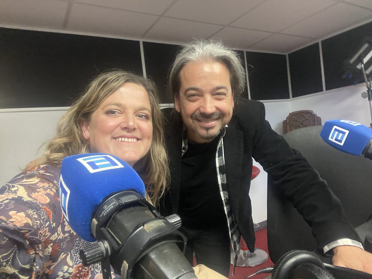 ana_apiecar's tweet photo. Hoy tuve la suerte de estar en @RTPAOficial como Médico especialista en #MFYC del @GTvasculopatias de @SEMERGENap hablando sobre la Enfermedad Venosa Crónica.
#AtencionComunitaria #EducacionParaLaSalud
#LoveMFYC
#APclave
#YoElijoMFyC https://t.co/YEj3hi2jwJ