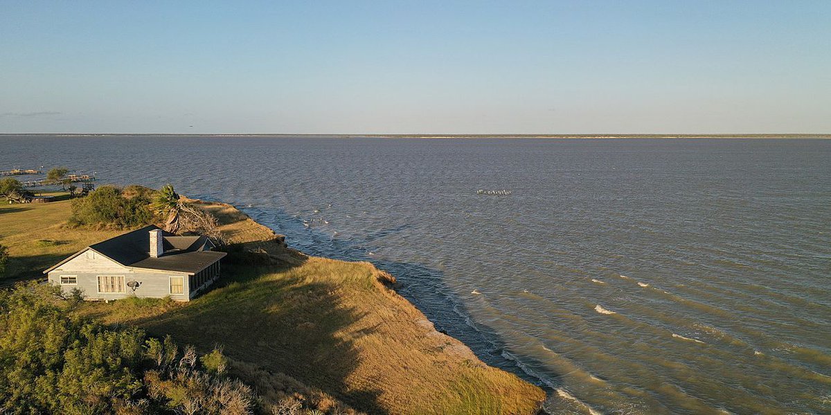 Check out our next riparian education workshop! We'll be in Kingsville May 2nd for a walk and presentations on a variety of topics. This free event is for anyone interested in land and water stewardship in the Baffin Bay Watershed. Get signed up today: buff.ly/3QkulJG