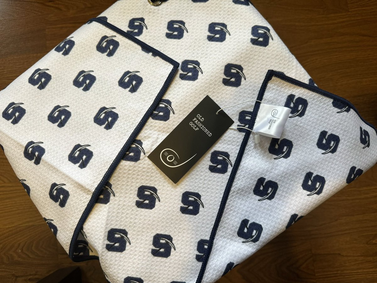 Our friends at <a href="/OldFashGolf/">Old Fashioned Golf</a> have done it again!!  New towels arrived today‼️ Shirts are hopefully soon to follow 🤞