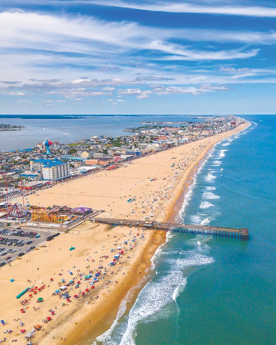 Ocean City, MD ranks among the nation's top beaches in TripAdvisor's Travelers' Choice Awards! Discover why it's a favorite. 🏖️✨ bit.ly/3WbTf1T #ocmd #SomewhereToSmileAbout