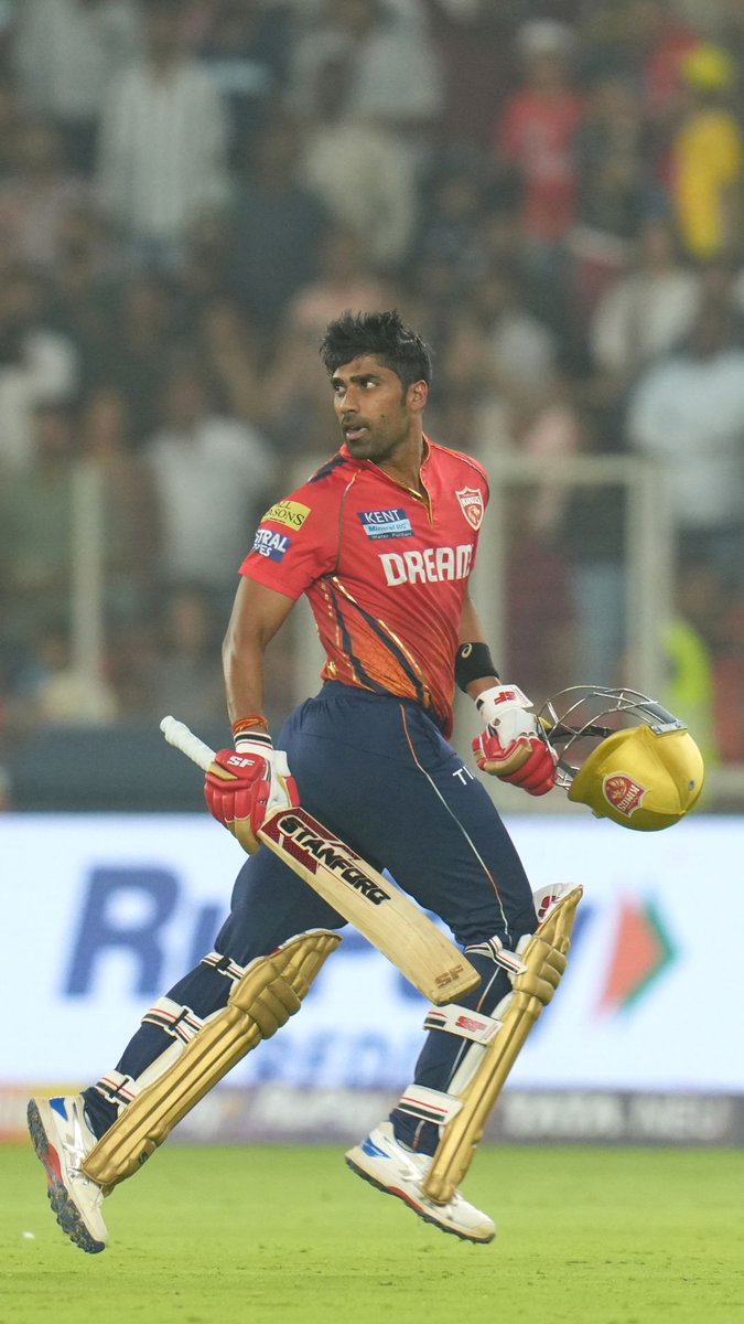 Drdiamondsharma's tweet photo. This one is for all the Punjab fans who’ve stayed loyal throughout 🤝 #IPL2024 #ipl #PBKS #PBKSvsKKR #KKRvsPBKS https://t.co/MC4fQdMIV2