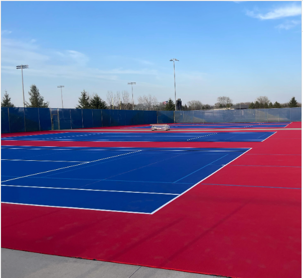 ISD742's tweet photo. The new tennis and pickleball courts🦅🎾are in at Apollo! #hitthecourts #apolloeagles #742imagine https://t.co/Cl2dtv6FyK
