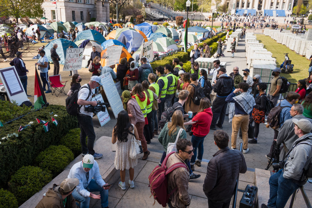 'Tememos por nuestras vidas': estudiantes israelíes en Columbia piden protección a las autoridades universitarias. 🔗: cnn.it/3UAUJBu