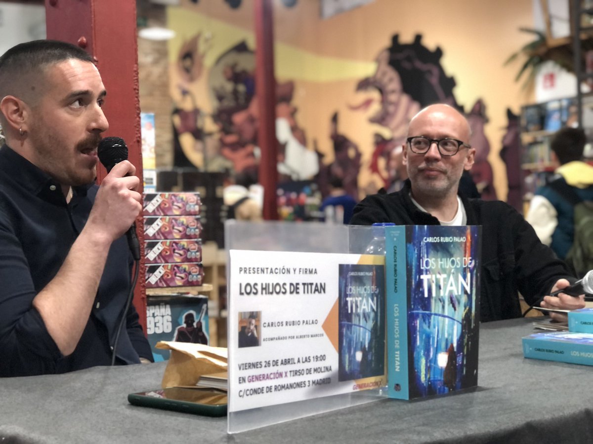 Presentación de “Los hijos de Titán” (@NumakEdiciones), una obra que cierra el arco argumental de la primera novela de Carlos Rubio Palao, “Los niños elegidos”. Con su autor @charlsblond y @alberto__marcos ✨