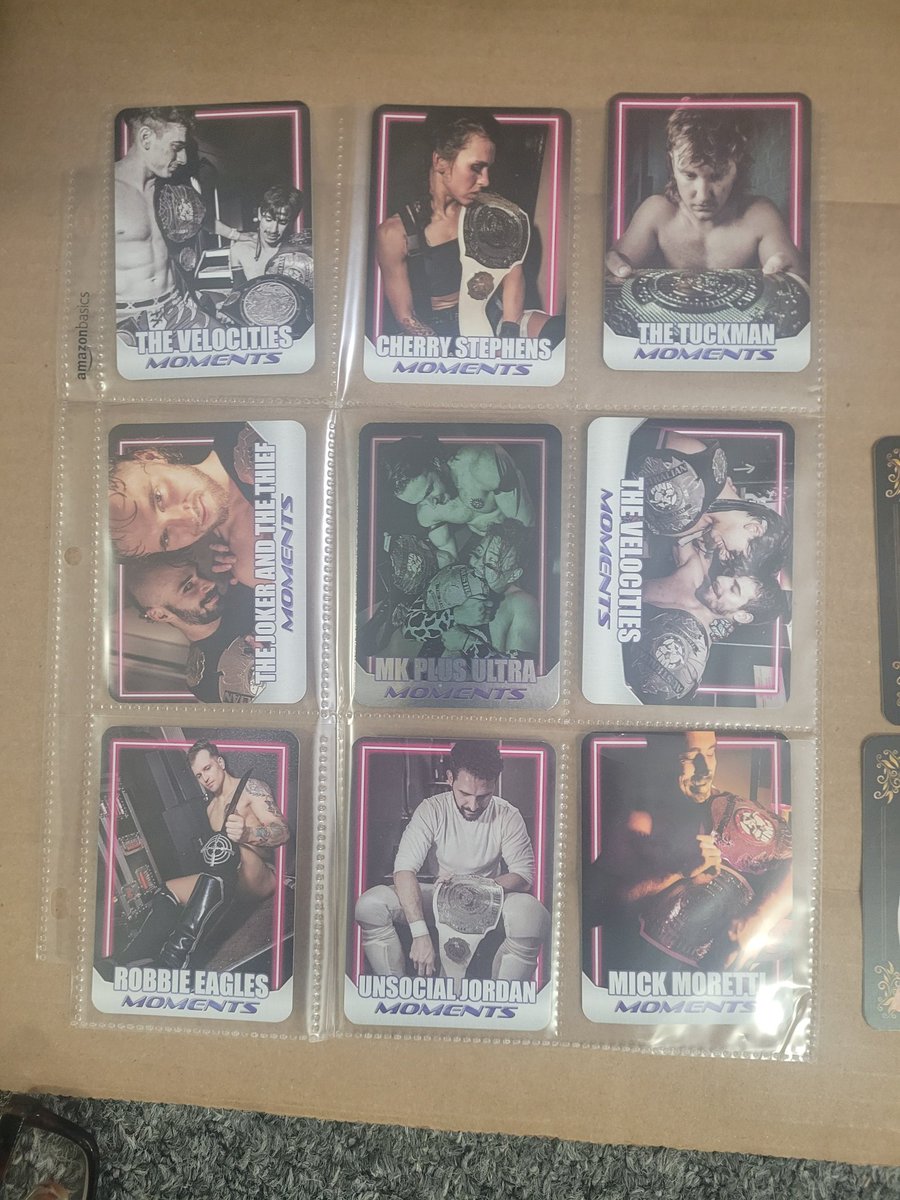 Mail day
From the fine folks @AusWresCards 
This moments set and OPW Starrcast set