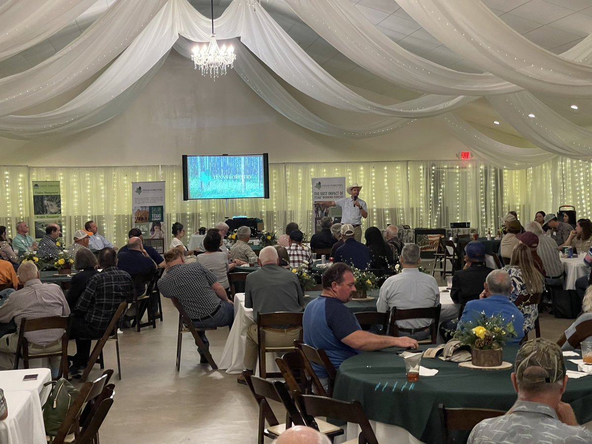 We had a great evening at the <a href="/texasforestry/">Texas Forestry Assoc</a> association regional meeting in Jasper yesterday!
Thank you to Speaker <a href="/DadePhelan/">Dade Phelan</a> and Chairman <a href="/TrentAshbyTX/">Trent Ashby</a> for joining us, and for highlighting the importance of the forest sector to our East Texas communities.