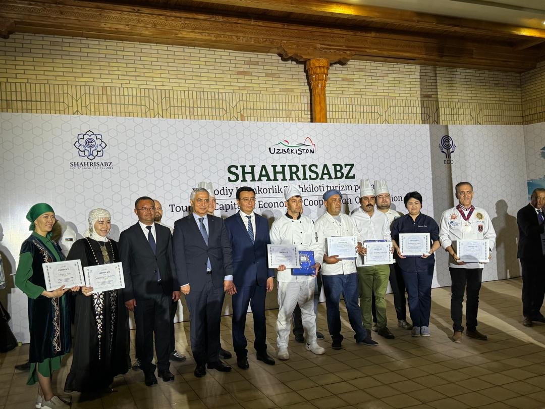 Culinary Chefs from ECO Member States Showcase Their Skills in Shahrisabz
eco.int/culinary-chefs…
#ECOTourismCapital2024 #Uzbekistan #Shahrisabz #Culinary #GastronomyTourism