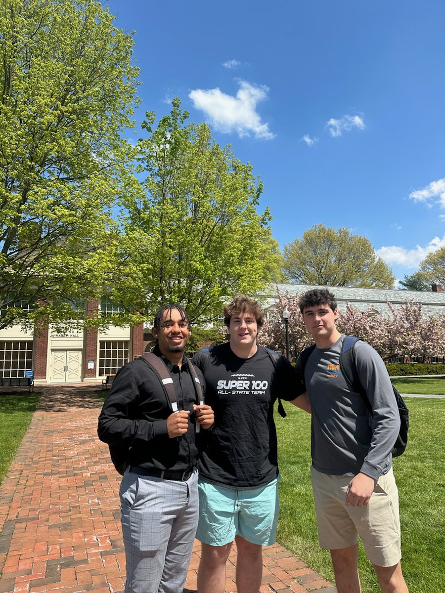 Happy Friday from Bucknell Football! 🏈🦬 #ACT