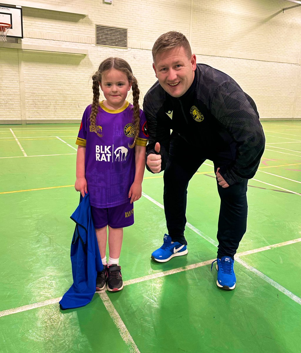 The @WelshBlood star of the Week: 

Well done to Delaney of our @FCUtdofWxm U6’s Girls as she was named our Welsh Blood Star of the Week. Well done 👊💜⚽️

Club Proudly Supports @YesCymru 

#YesCymru #Wrexham #Wales #Cymru #Futsal #TheOtherWrexham