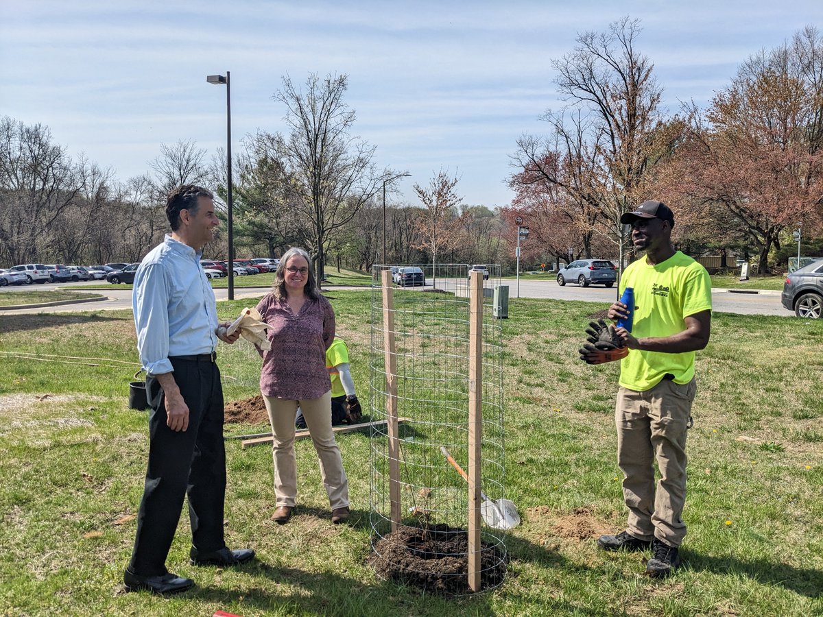 Trees play an important role in fighting climate change, lowering energy costs and enriching our communities. Today, on #ArborDay, I hope all Marylanders have a chance to get outside today and appreciate the natural world around them.