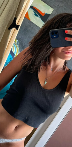 💦 EXCLUSIVE POST you might have missed : A little souvenir of summer on this grey Friday. Hopefully it will give you some colors 😛🥰 https://t.co/LqpXxuzcMN https://t.co/BisHBnWZ4n