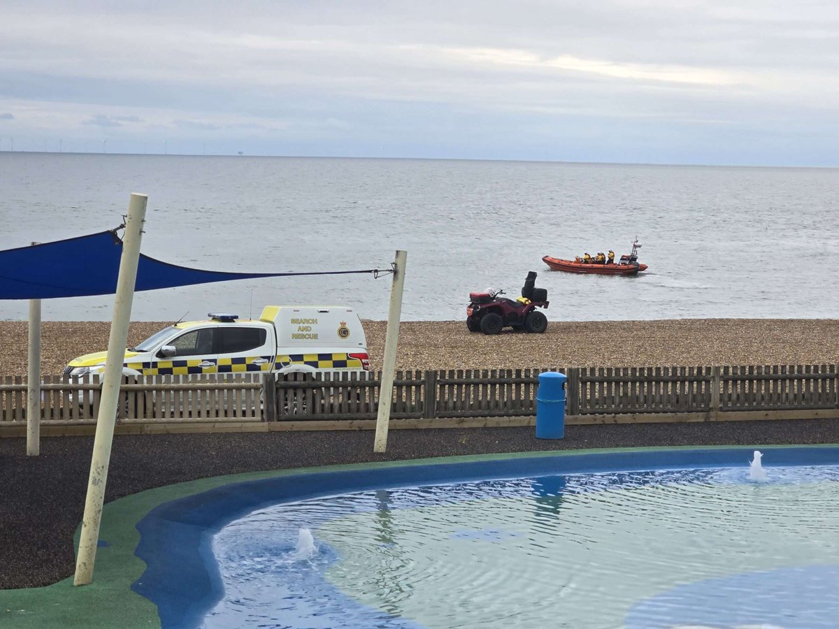 14-Year-Old Girl Pulled from Sea in Brighton Read more on Sussex.News ➡️ bit.ly/3xQB9bz
