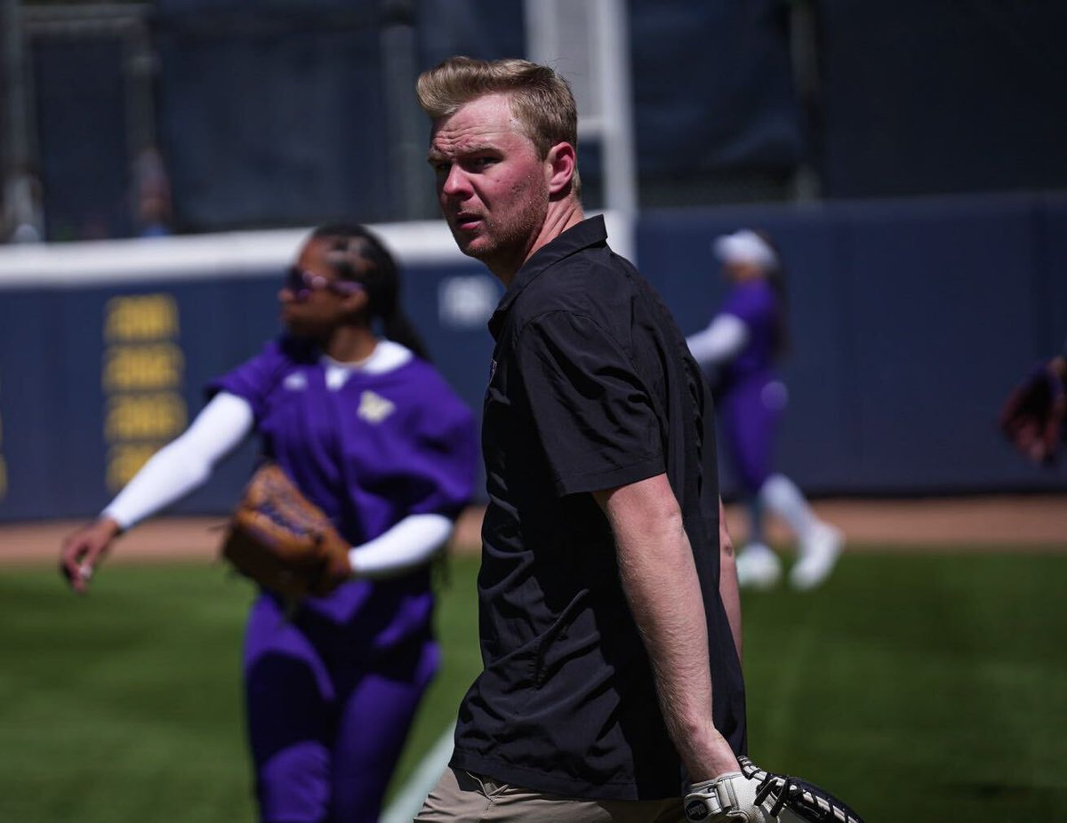 UWSoftball tweet picture