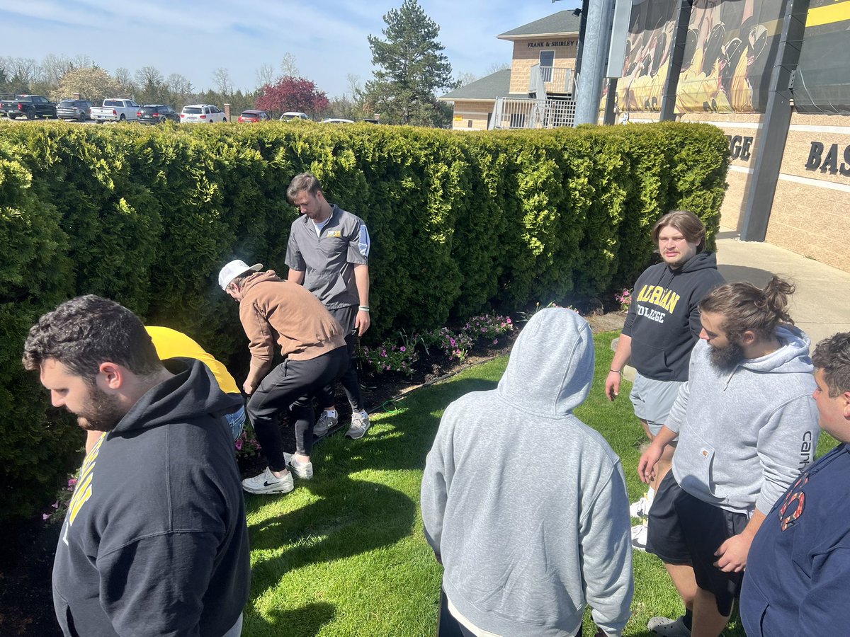 Big thanks to these guys for helping out this morning on campus beautification day!