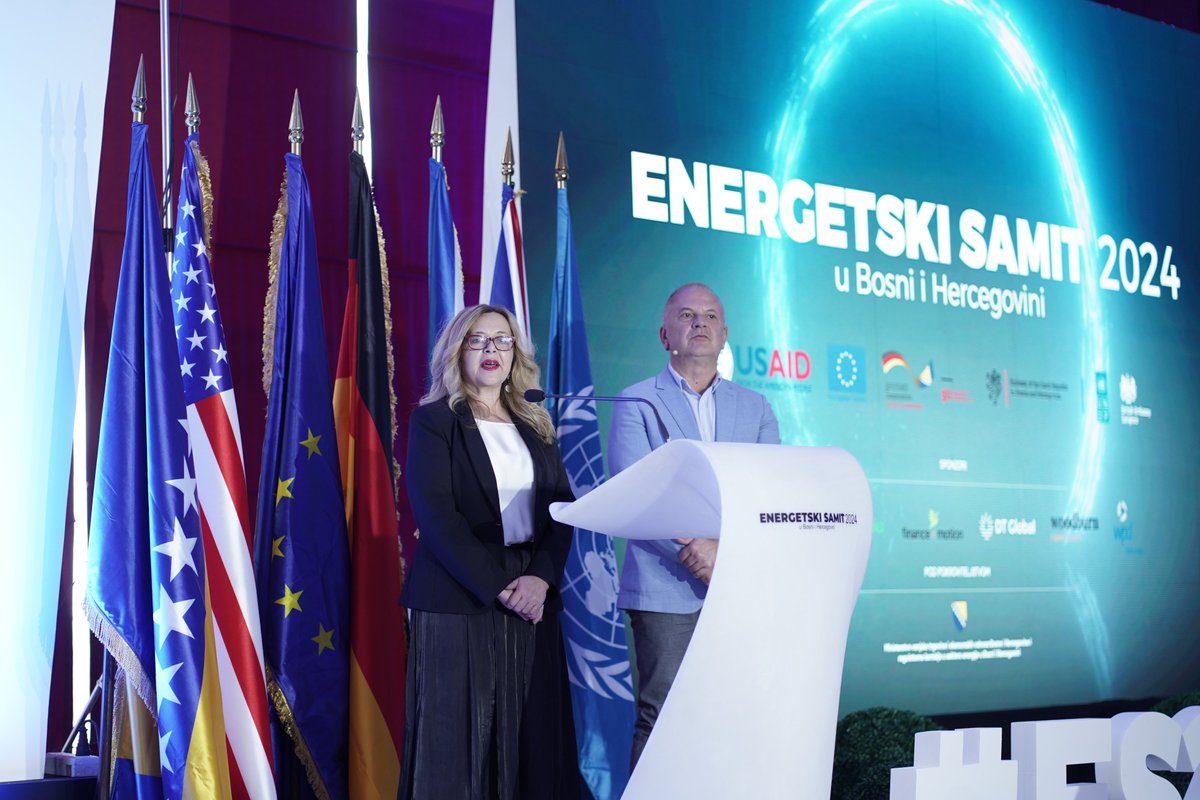 EnergyClimateWB's tweet photo. Creating Europe that protects the climate and the environment, ensuring prosperity and a better quality of life for all is the common message of all panels at the EnergySummit2024 which was symbolically closed on #WorldRenewableEnergyDay @giz_gmbh @USAIDBIH @eubih @UNDPBiH https://t.co/mFiwpzFawl