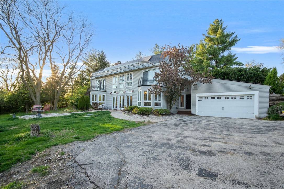 Joe__Hand's tweet image. 34838 Maffitt Lake Road, Cumming, IA 50061 This acreage just hit the market! No HOA's
Take a look at this awesome place: goldfinchiowa.com/d8qylaj3