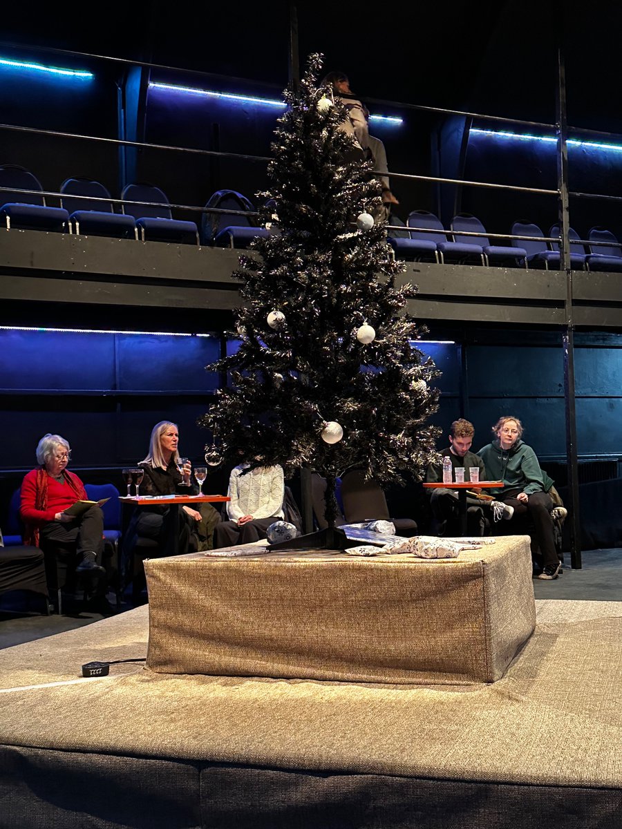 I know it’s cold out there but Xmas? Taming of the Shrew with Stuart Green @theatre41