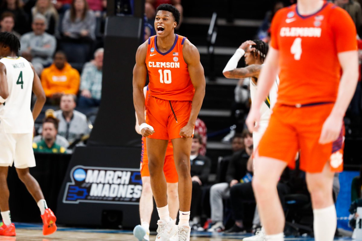 NEWS: Clemson forward transfer RJ Godfrey will visit Auburn later this month, sources confirm -- Godfrey is a big-time talent with a high ceiling: on3.com/teams/auburn-t… (+)