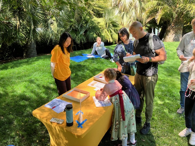 The Great Fairy Tale Scramble Math Quest is coming to TJPA's Salesforce Park this Sun, 4/28, 12-3p! You'll encounter a maze of riddles + challenges at the Main Plaza that will require logic + problem solving. Reservations are still available! Sign up: tinyurl.com/5n78scjj