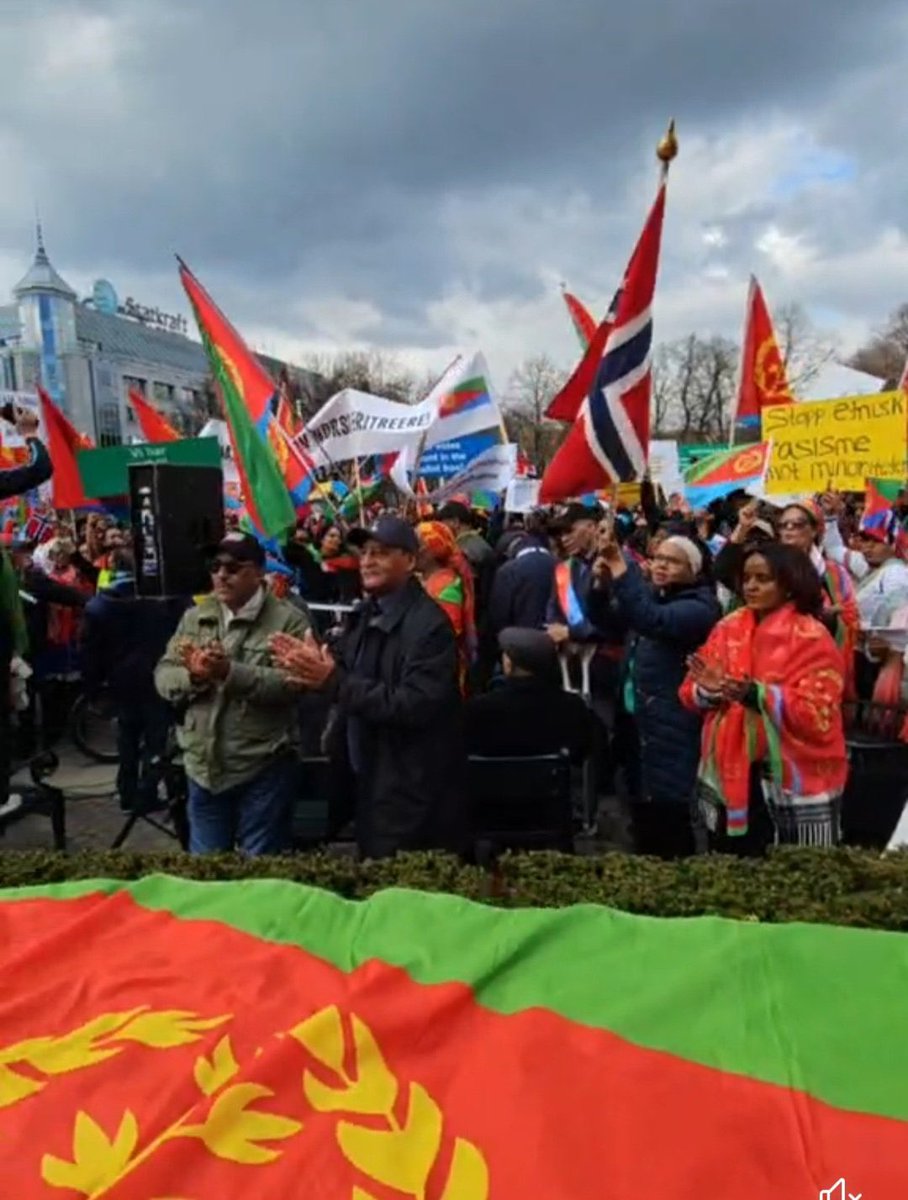 Fighting for their rights, Eritreans residing in Norway 🇳🇴 ኤርትራውያን ተቐማጦ ኖርዋይ፡ ኣብ ከተማ ኦስሎ ዓቢ ሰላማዊ ሰልፊ የካይዱ ኣለዉ። #Eritrea #EritreaPrevails