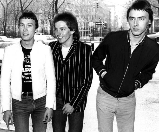 How did Tonight at Noon get voted out in the polls tonight folks? Surely it must be one of The Jam’s most underrated tracks. 🤷‍♀️ For all who voted for it - an incredible early performance. youtu.be/8Tako885CzA?si… Round 3 has kicked off. Enjoy your evening. 📷 Ebet Roberts