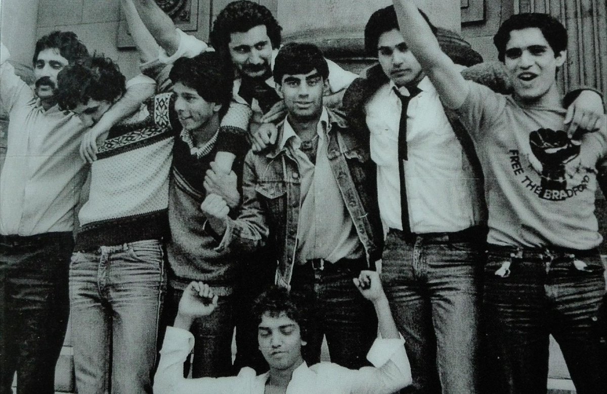 #OtD 26 Apr 1982 the Bradford 12 trial began of 12 Asian youths arrested for preparing to defend their community from fascists. The defence argued PoC had the right to self-defence from racist attacks & all 12 were acquitted. More in our podcast: workingclasshistory.com/2019/09/18/e28…