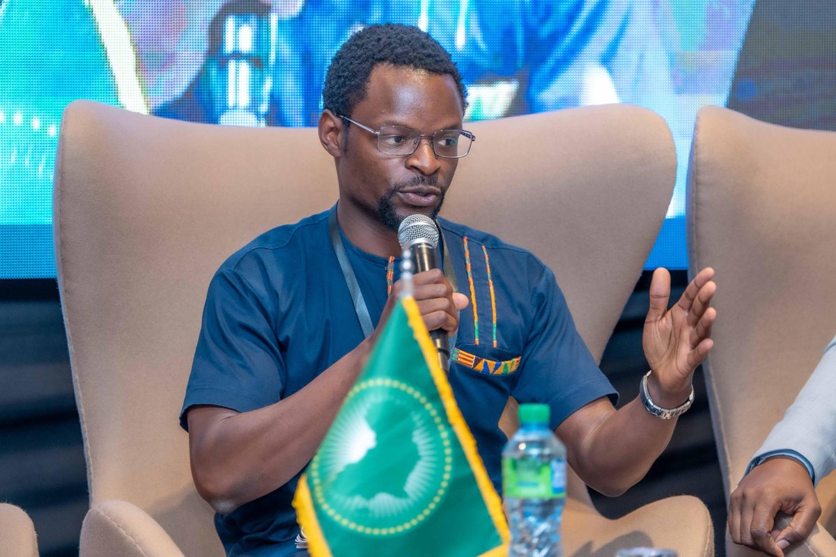 At a panel discussion at @achpr_cadhp’s dialogue, Dr Musa Kika, a representative of @laws_africa and @Data4GovAfrica called for more collaborations to educate Africans about @achpr_cadhp’s “soft laws.” #AfricanVoicesforAfricanPolicy #HumanRights