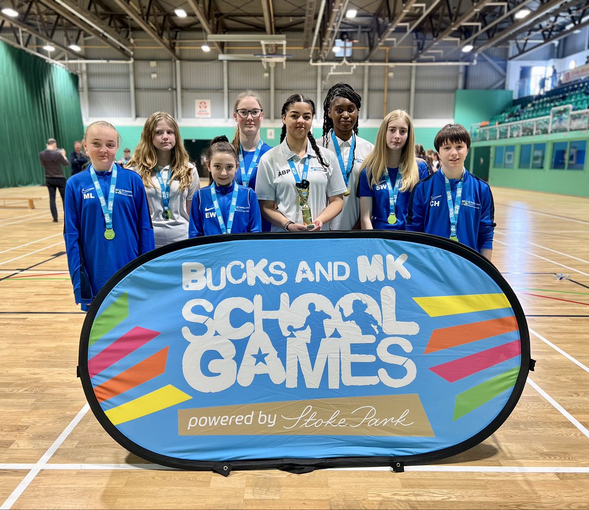 🚨 Our boys squad won every game in the group before losing in the final to Aylesbury Grammar School.🥈

🚨 Our girls squad won every game in the group before beating The Buckingham School 5-1 in the final!

CHAMPIONS! 🏆

#SHLASport | <a href="/Leap_BMK/">Leap BMK</a> <a href="/YourSchoolGames/">School Games</a> <a href="/YouthSportTrust/">Youth Sport Trust</a>