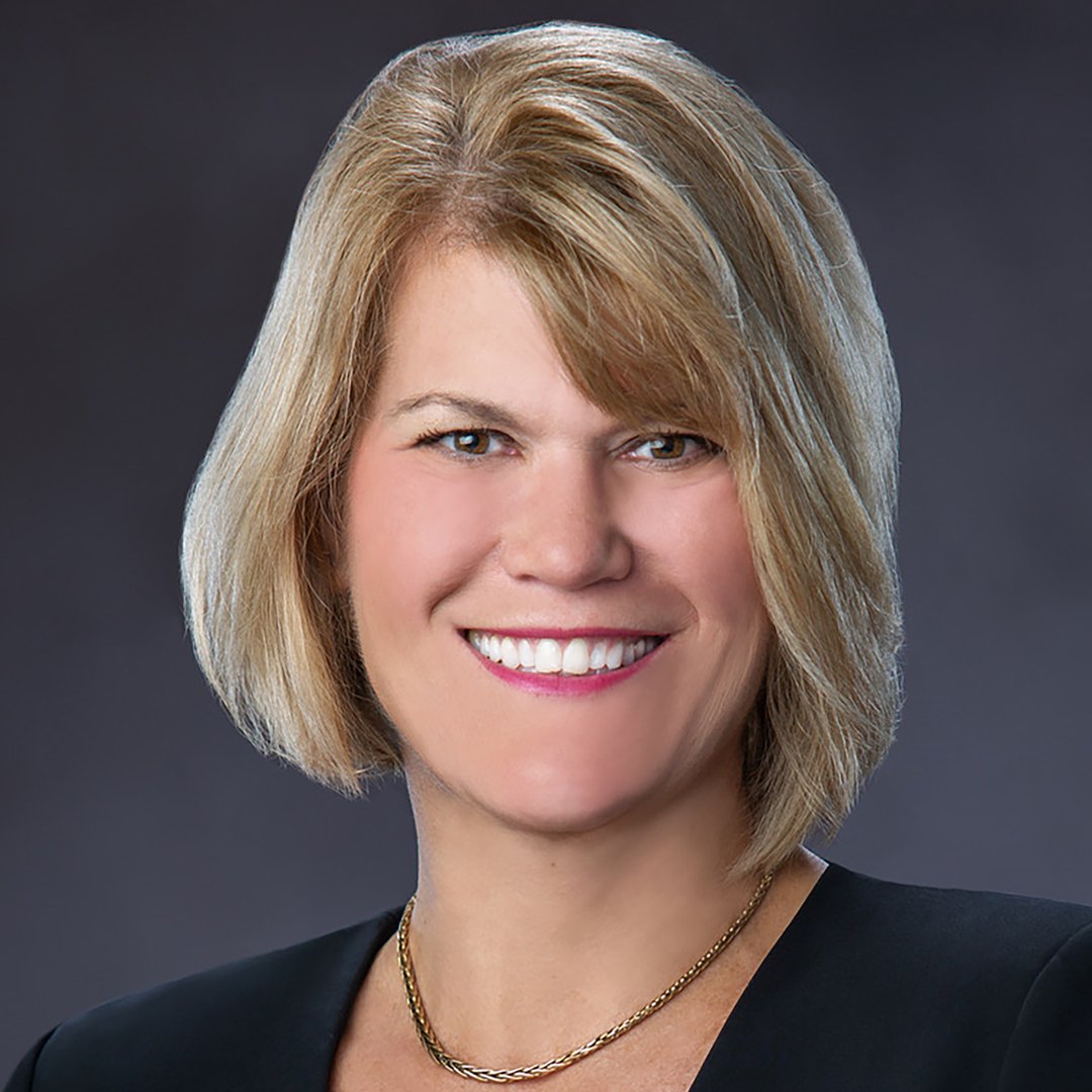🌟 We are thrilled to share that Dr. Jennifer Blaine, Superintendent of Schools in SBISD, has been honored with the prestigious Bob Grossman Leadership in School Communications Award! 🏆👏 Join us in congratulating Dr. Blaine! 🎉 Read more: bit.ly/4aTiCd9 #SBISDProud 🌟