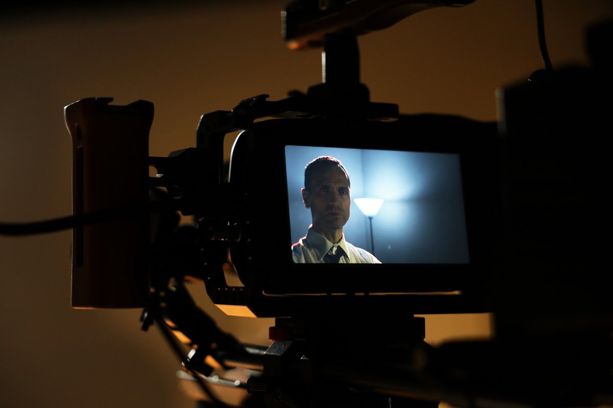 📸 We love these photos of our #StudentsOnSet for their short film 'The Bag' a couple of weeks ago! Thinking of a career in film? Attend one of our upcoming #OpenDays and see for yourself what life as a student at Screen and Film School is really like: bit.ly/3Wc4ck3