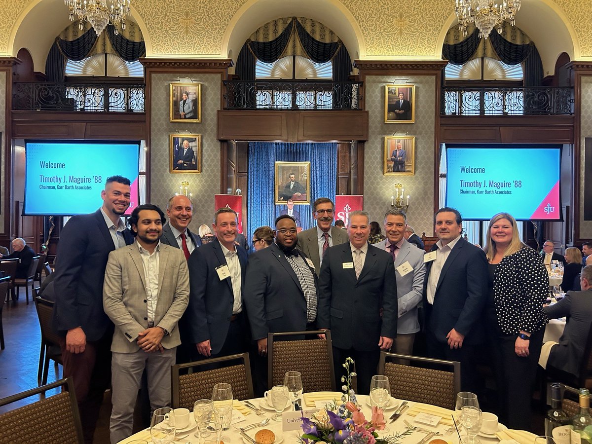 The #UnivestFamily had a great time at @saintjosephs Erivan K. Haub School of Business Hall of Fame Award event. We are grateful to have schools like SJU right here in the market we serve, educating & encouraging the next generation of business leaders. #CommittedToLocal