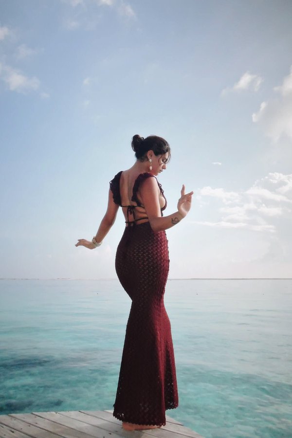 GMHJqdyXgAAbtmG?format=jpg&name=900x900