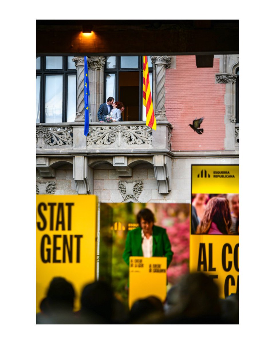 📸 I que visca l’amor, la pau i la política
Avui a Granollers 🤵🏻‍♂️👰🏻‍♀️🕊️📸🗳️
#COMPOL