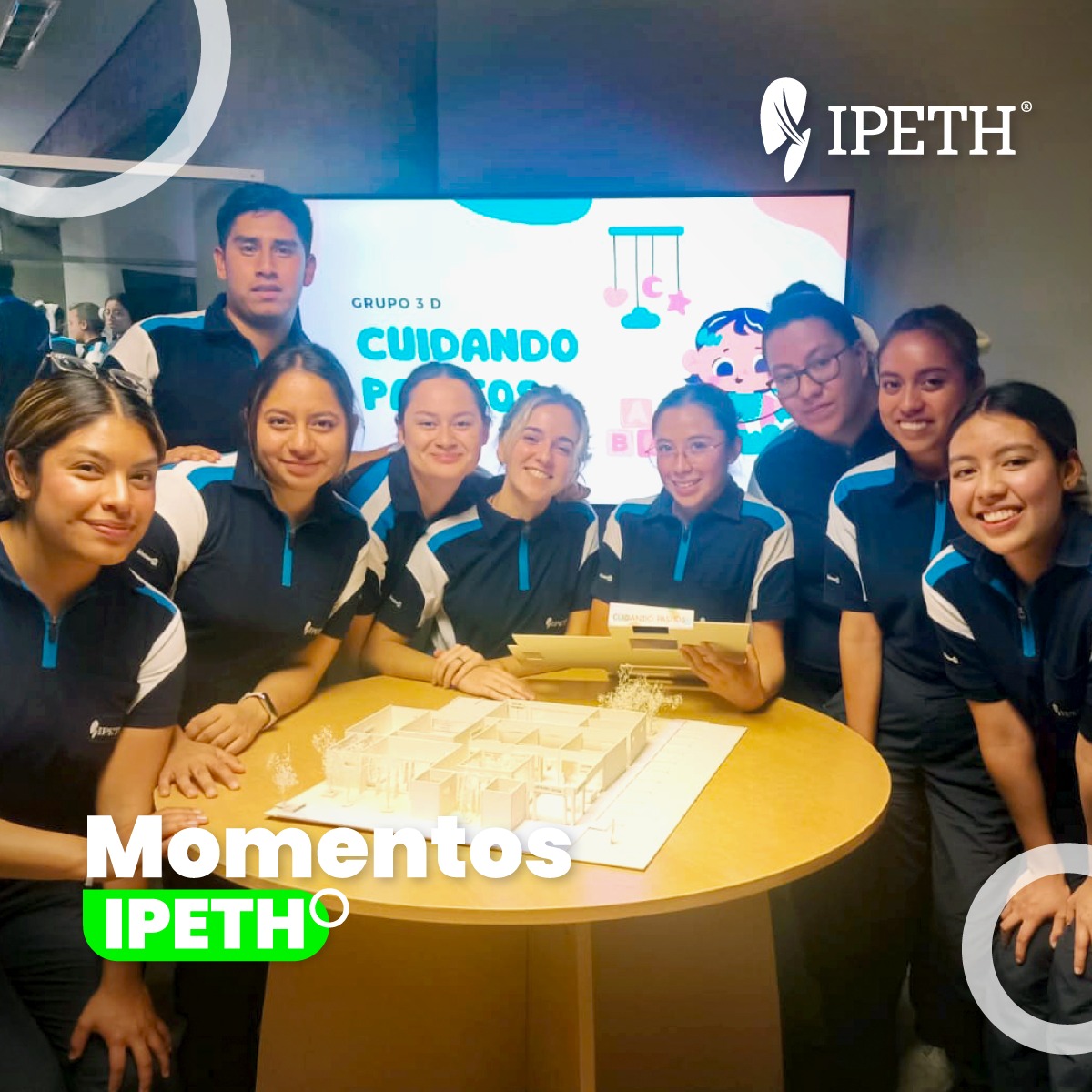 IPETH_'s tweet image. ¡Emprender es el primer paso hacia el futuro que sueñas! 🚀 Así se viven los proyectos finales de la clase de Cultura Emprendedora, donde proporcionamos a los alumnos las herramientas y bases para que descubran todo su potencial y materialicen su sueño de abrir su clínica. ✨