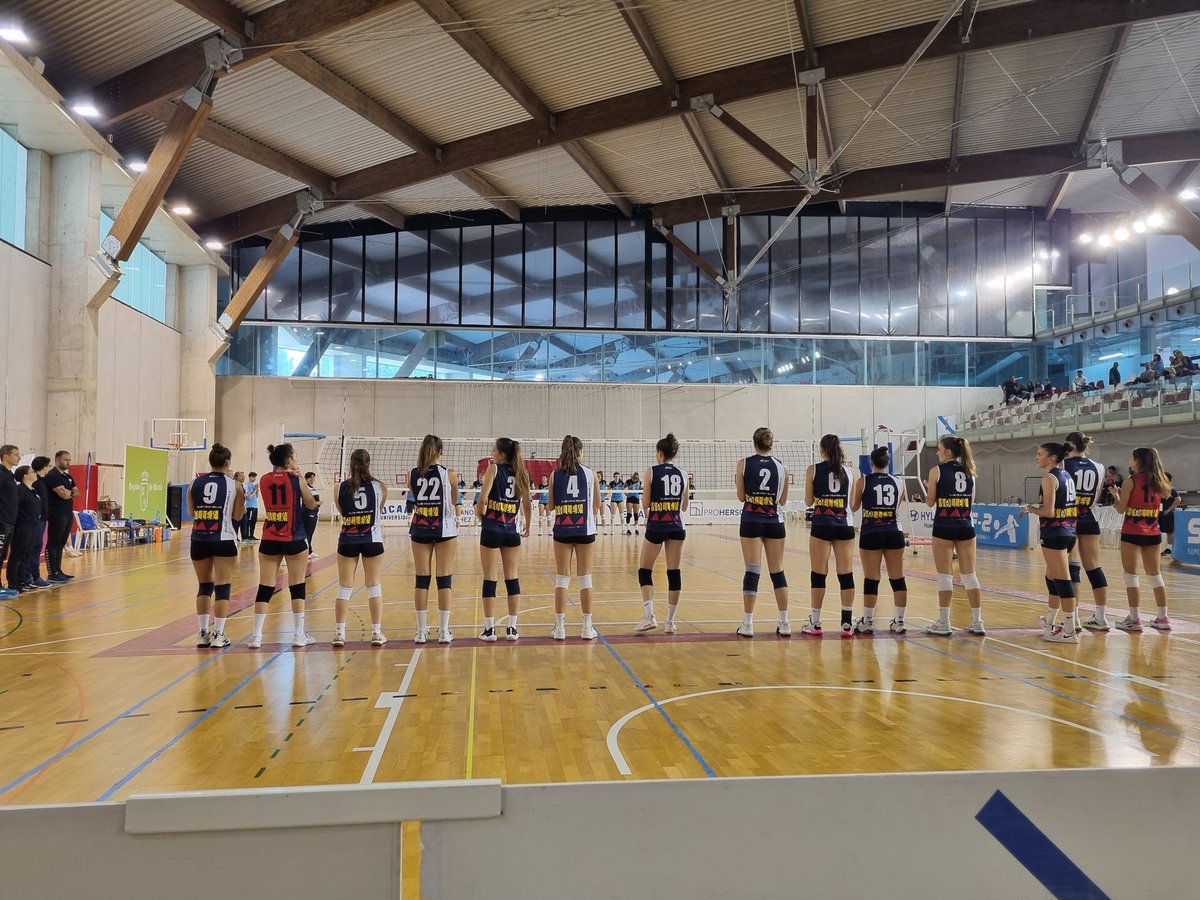 Seguim fent historia, ja que les nostres nines de CVS U ENERGÍA SÓLLER han guanyat a CV LEGANES per 3-1 i están a una victoria de se Superlliga Iberdrola. Dema a les19h. Enhorabona equip sou increibles!!!! @EsportsIB3 @esportsIB @UHmallorca @diariomallorca