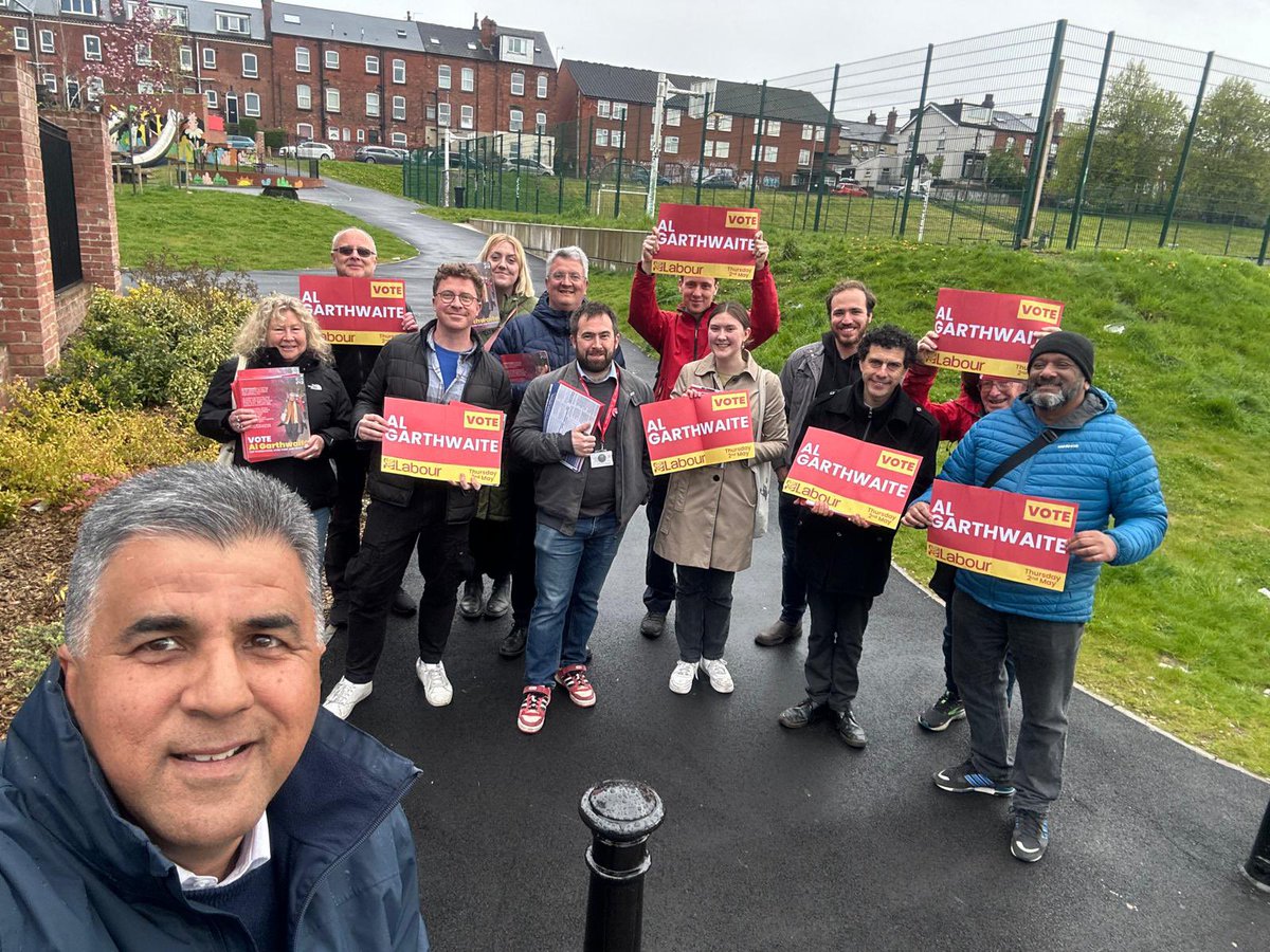 Huge thanks to everyone who’s been out today, helping us speak to residents about voting for @TracyBrabin & @al_garthwaite on Thursday 2nd May! #VoteLabour 🗳️🌹