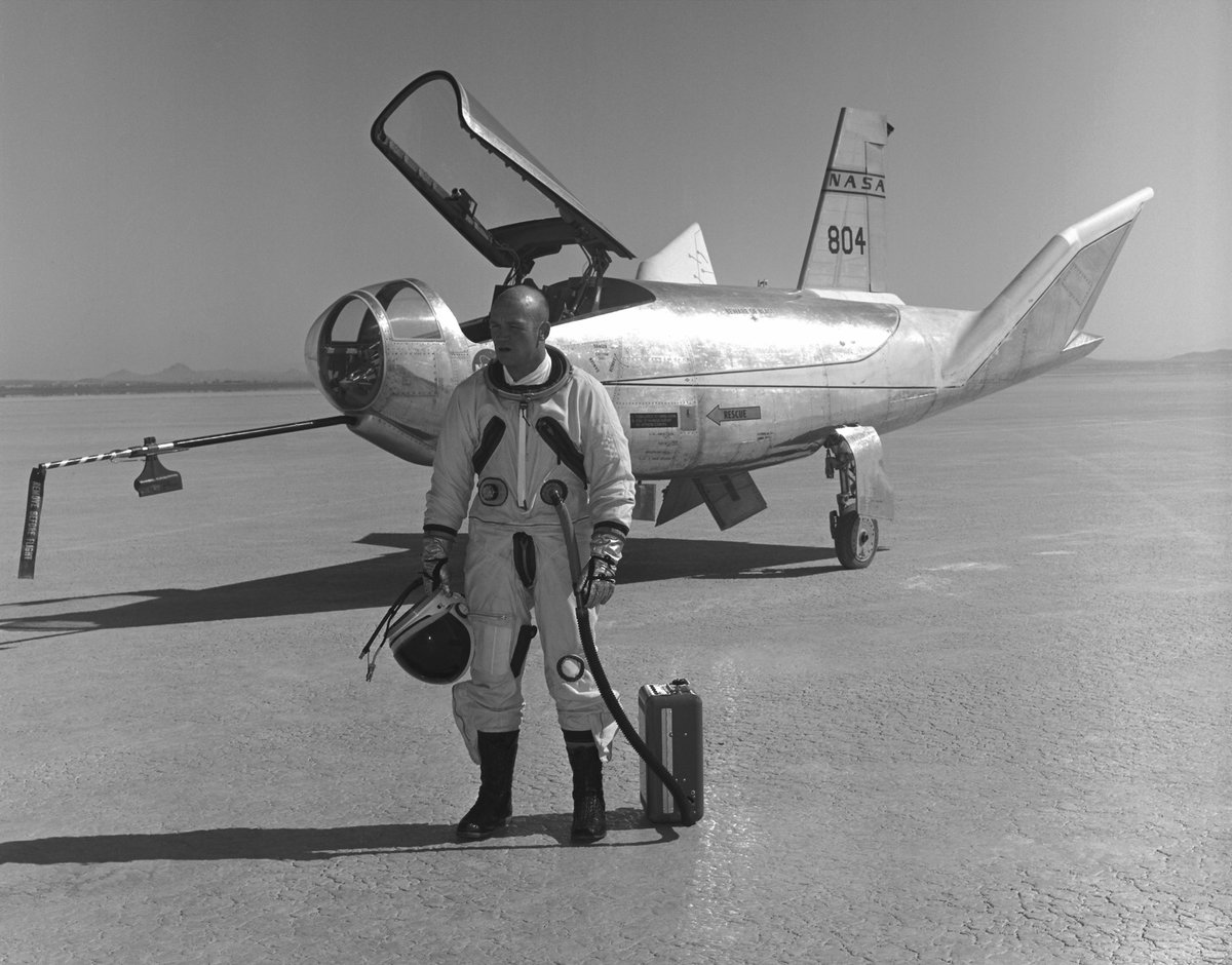 On the 3rd of May 1968 Major Jerry Gentry (USAF) was in the pilots seat of the Northrop HL10 for its 5th flight. The vehicle achieved a speed of 731 kilometres per hour from an altitude of 13,716 meters. The unpowered glide lasted 4 minutes and 5 seconds. Photos and info NASA.