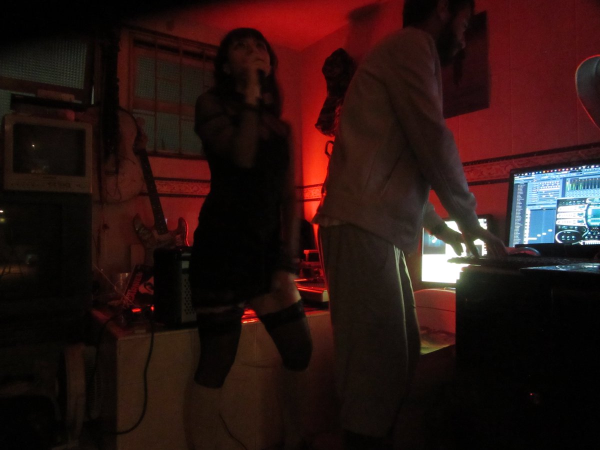 Days of practice, preparing some new songs and live shows, more info coming soon.

#darkelectro #EBM #synthpop #twomutants #darkglasselectronics #dark #ebm #coldwave #minimalwave #undergroundmusic #musica #electronica #synth #electronica #electronic #TWOMUTANTS