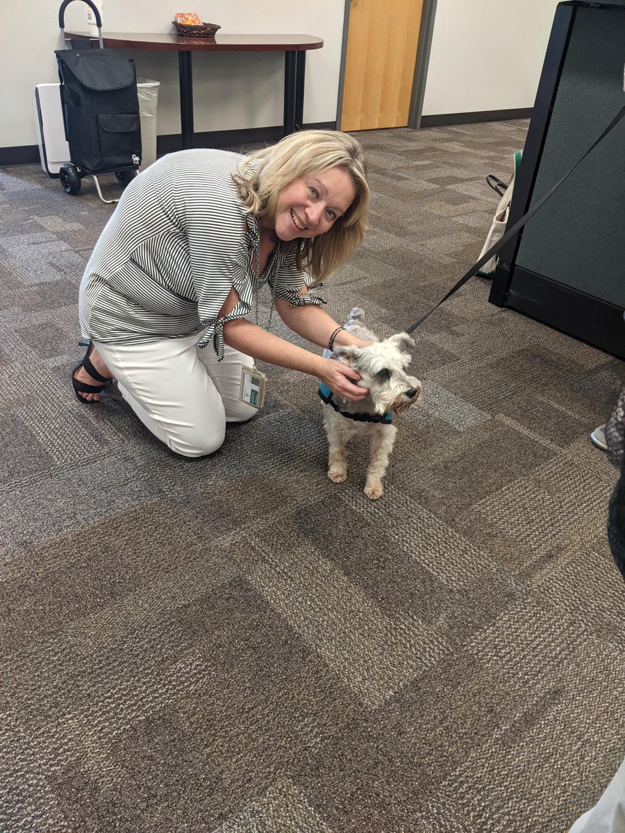 Thank you @pet_partners of Greater #Cincinnati for visits with Team West Chester as part of the Township's ongoing commitment to employee health and wellness! #PublicServiceSaturday